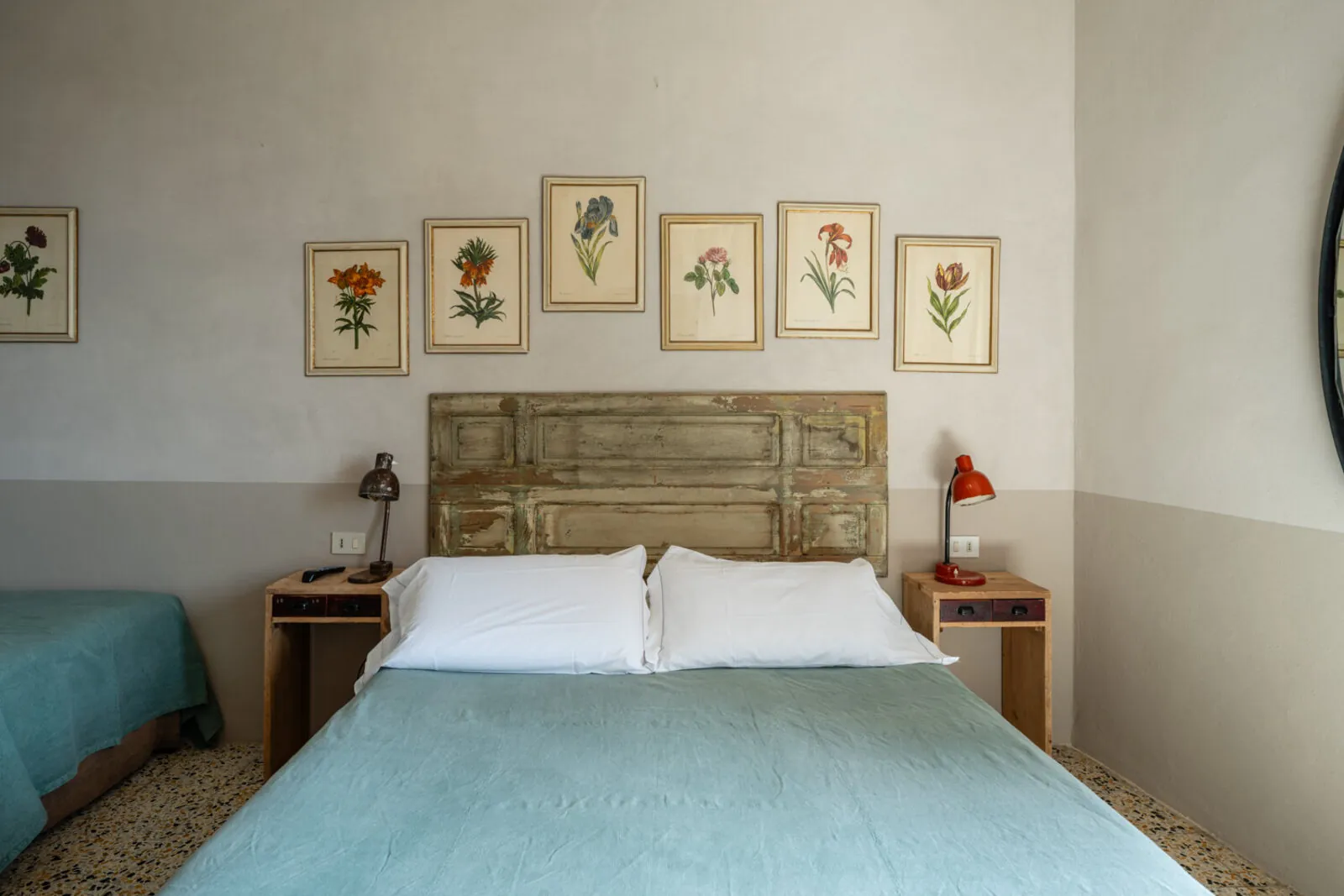 I Giardini, il letto e le stampe botaniche