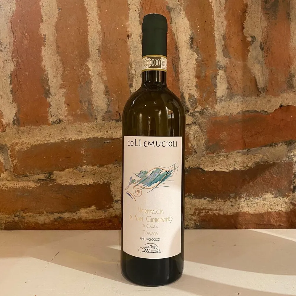 Una botella de Collemucioli Vernaccia di San Gimignano