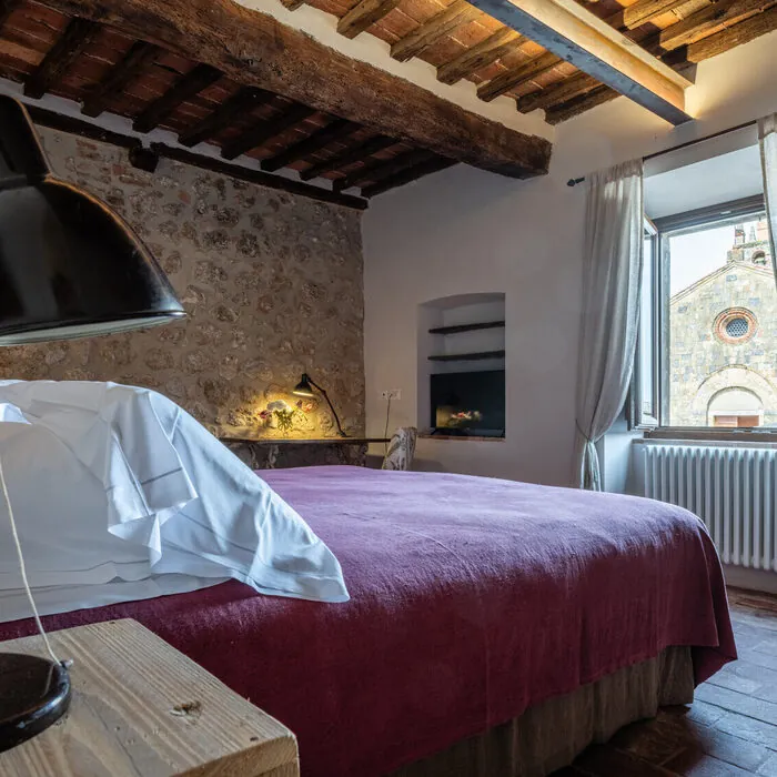 The La Piazza room